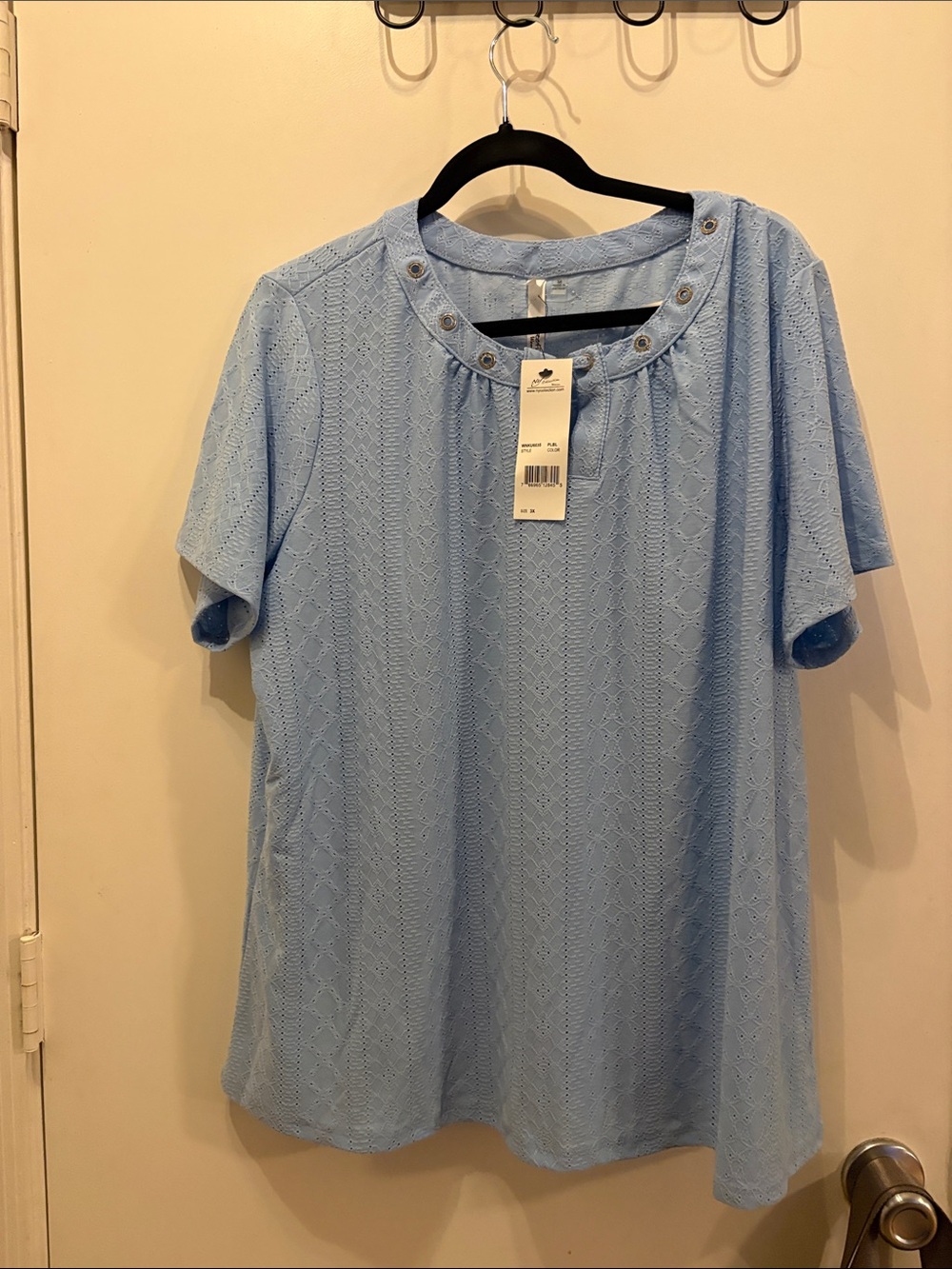 NY Collection Light Blue Eyelet Short Sleeve Top with Grommet Neck SZ 3X Casual